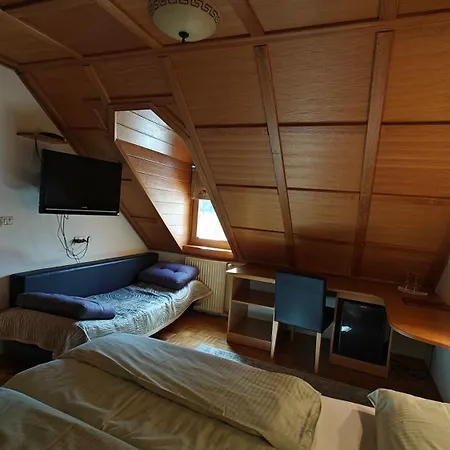 Guest house Pri Zalogarju