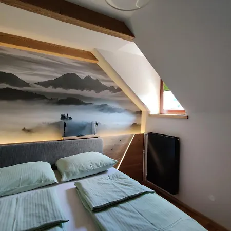 Pri Zalogarju 3* Zelezniki