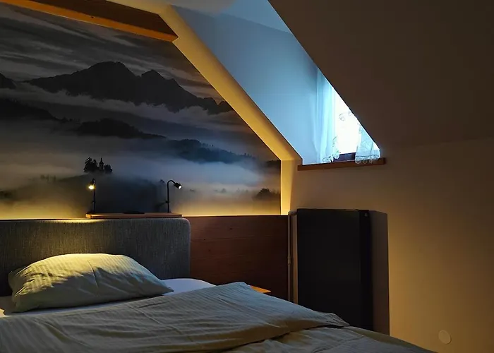 Gasthuis Pri Zalogarju Zelezniki